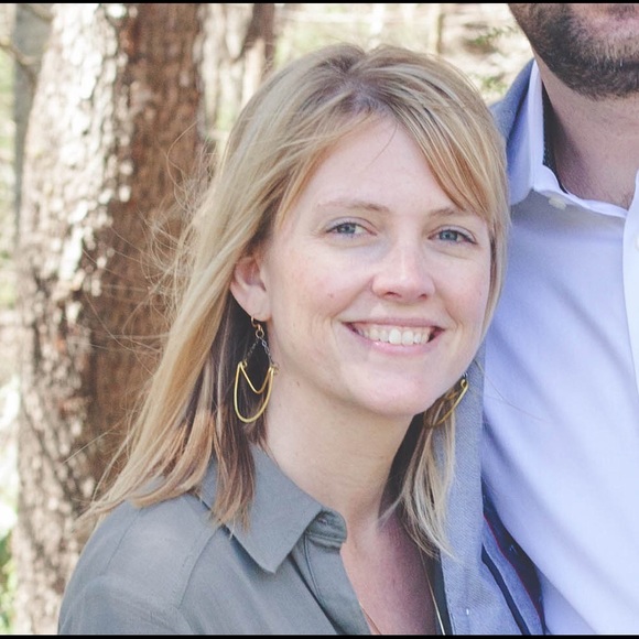 Meet your Posher, Sarah - Picture 1 of 1